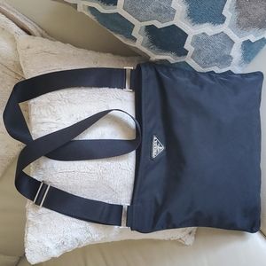 💥💥SOLD💥💥PRADA SLING BAG